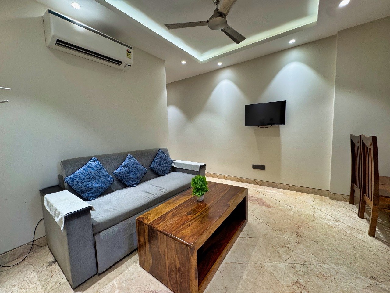 Fully Equipped Service Apartment Gurgaon