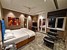 Service Apartment near Fortis Hospital Gurgaon